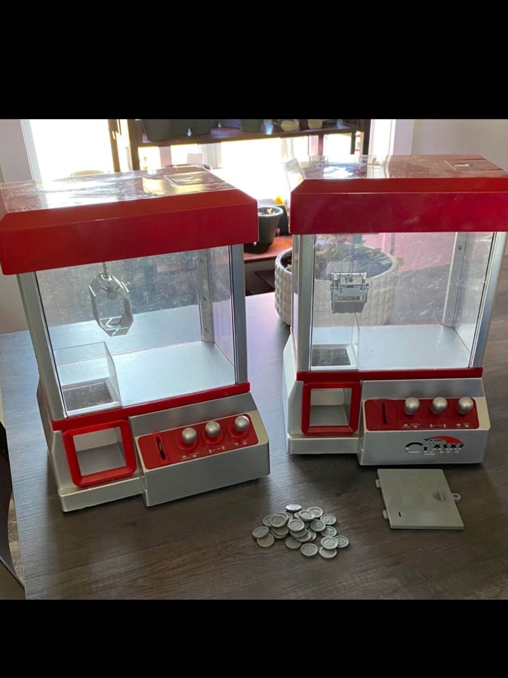 Red and White Mini Claw Crane Toy Machines (Set of 2)